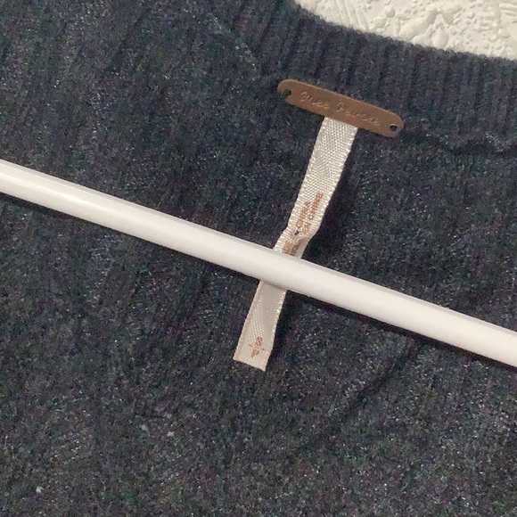 Free People -Sz S - lace gem front short sleeve poncho style wide arm hole shirt - Picture 2 of 9